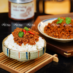 Thịt chưng mắm tép- Phố "Hàng Bè"