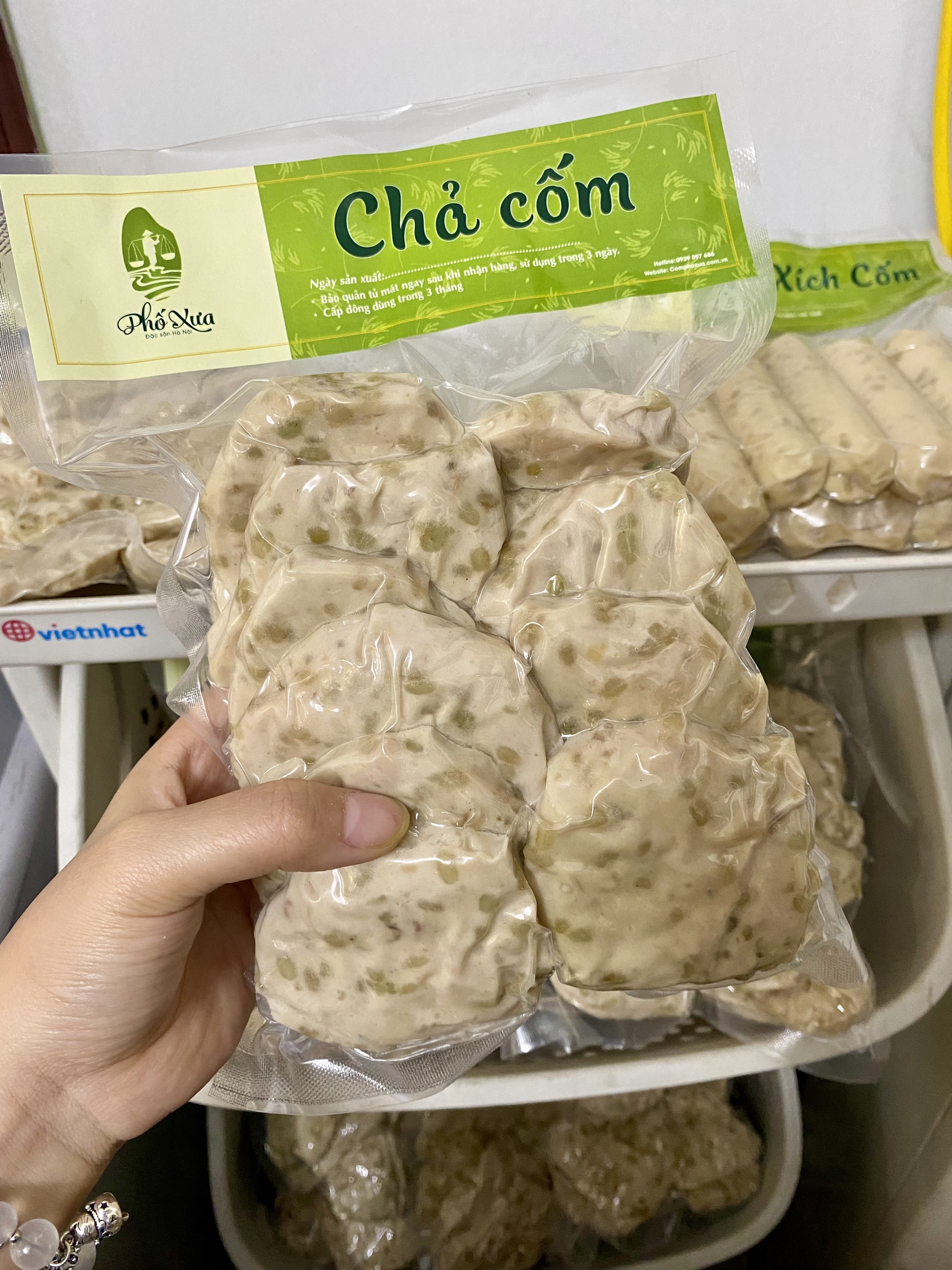 chả cốm mua ở đâu