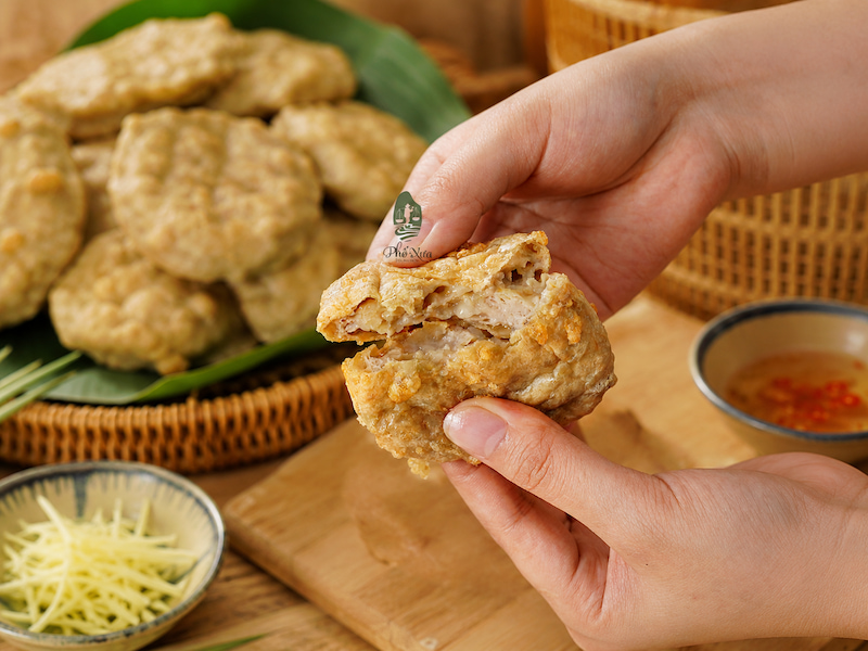 Cách làm chả cốm Hà Nội thơm ngon không khô bở