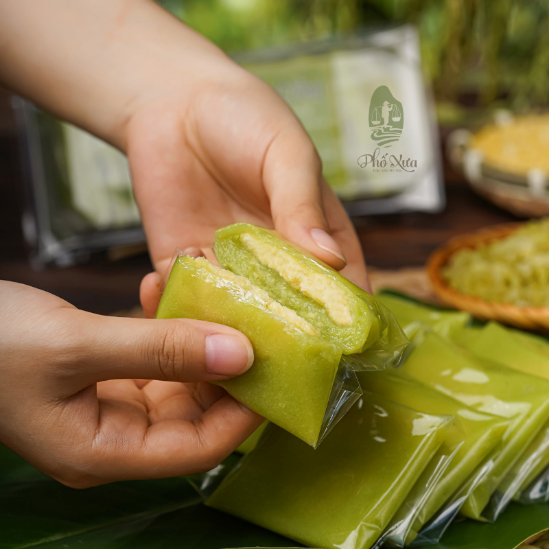 Cách chọn bánh cốm cưới hỏi mềm dẻo và nhân hài hòa